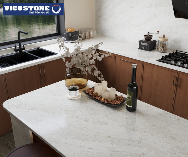 Bàn ăn tích hợp đảo bếp thiết kế đơn giản nhưng không kém sức hút với đá VICOSTONE Madreperola BQ8891